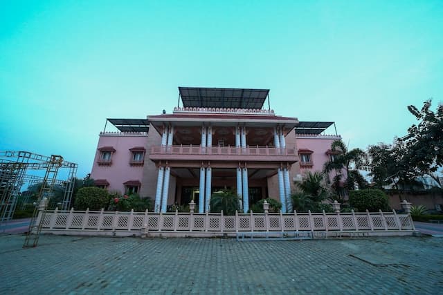 OYO Haveli Banquet And Resort, Bareilly