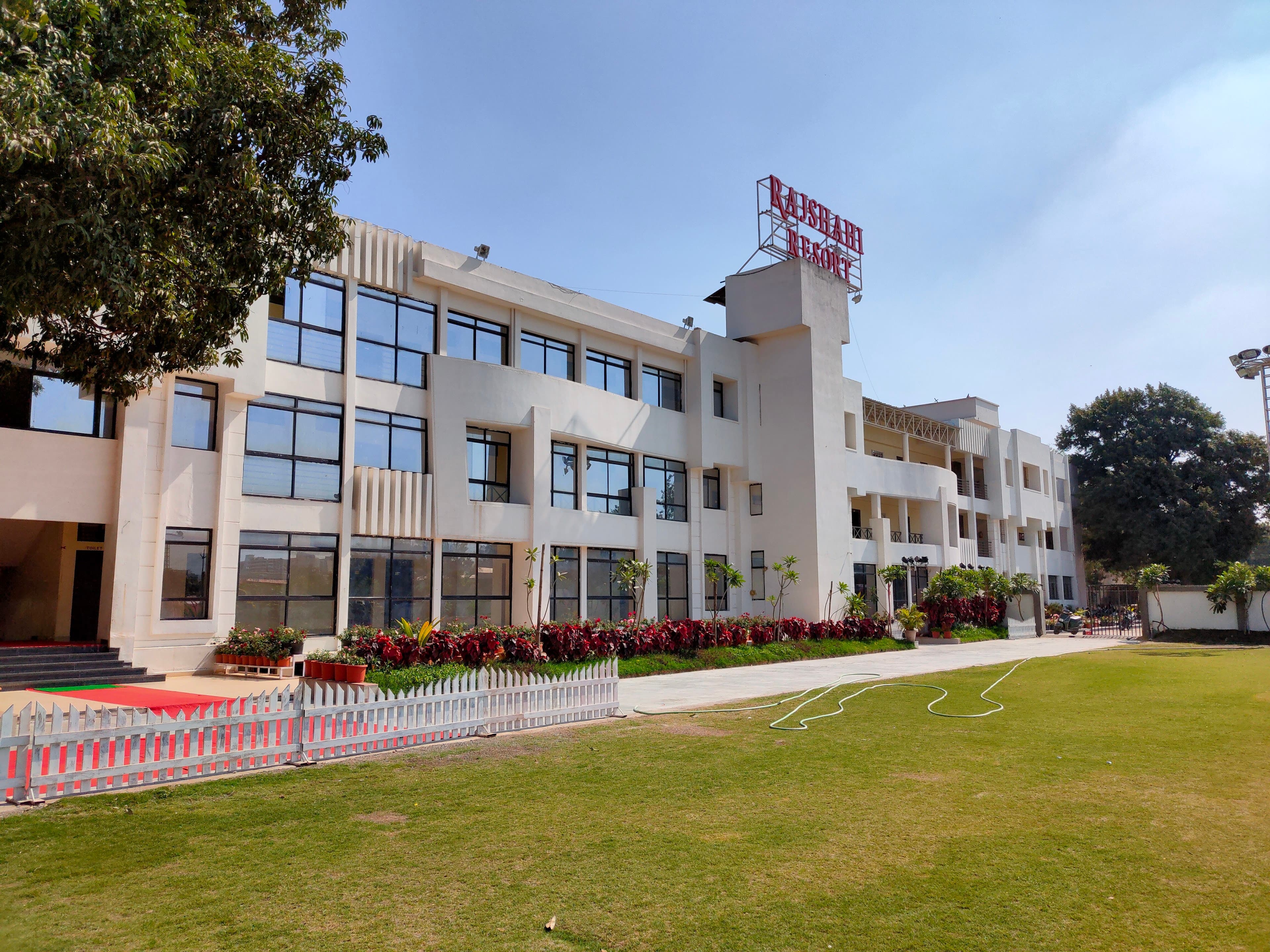 Rajshahi Resort Marriage Garden, Indore