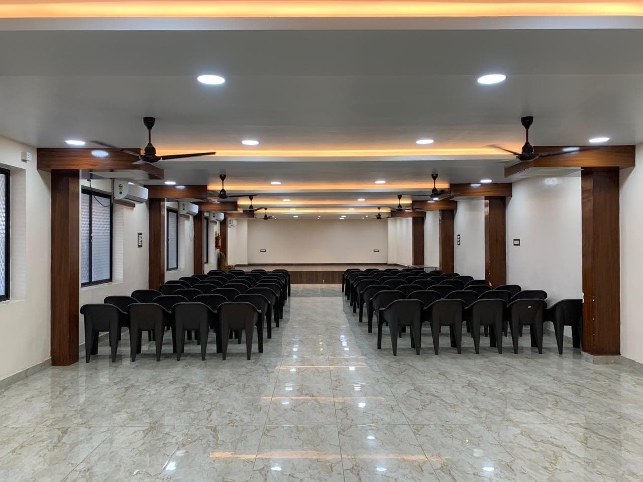 Grand Sri Krishna Mini Party Hall A/C, Villupuram
